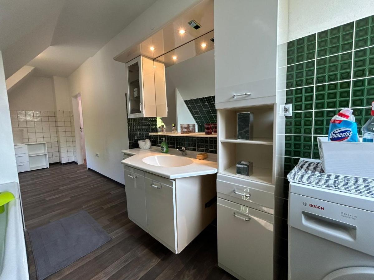 Gemuetliches Familienhaus - Fuehlt Euch Wohl Apartment Олденбург Екстериор снимка